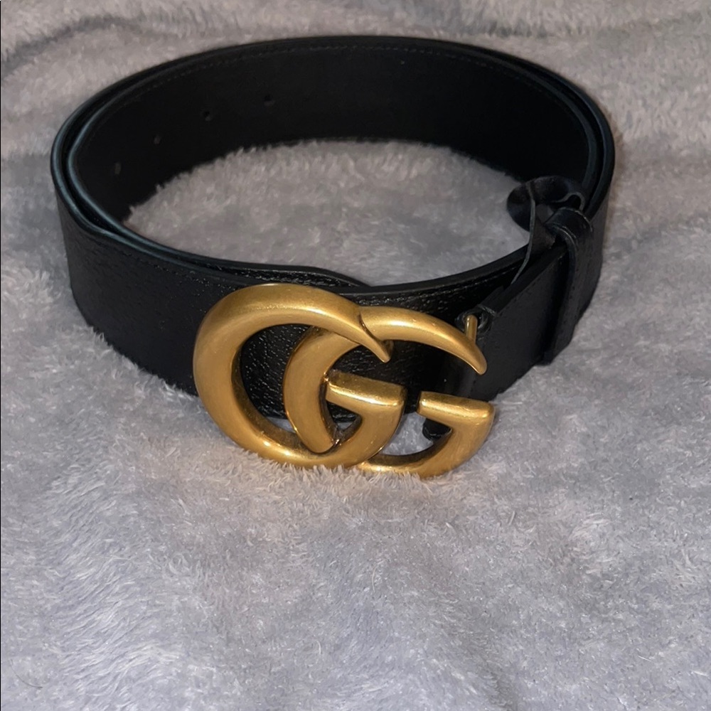 Gucci Black and Gold GG Logo Belt